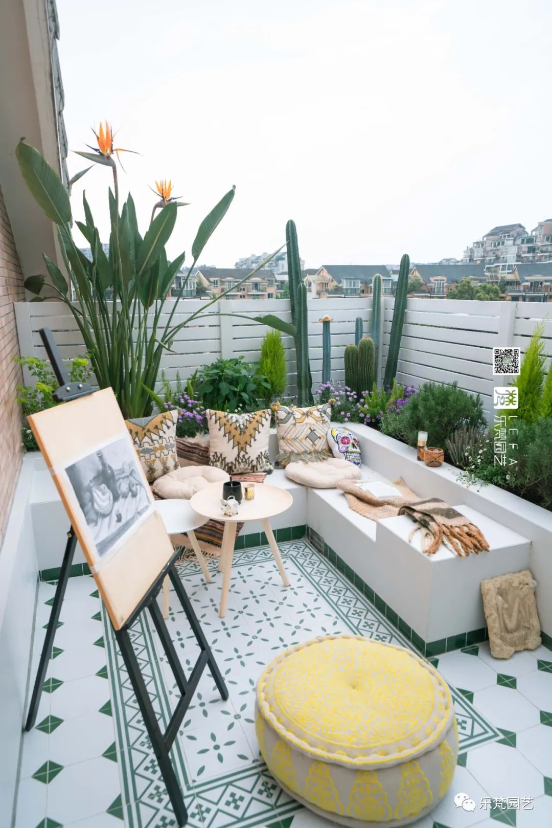 媚媚猫咪的摩洛哥阳台花园丨乐梵园艺-25