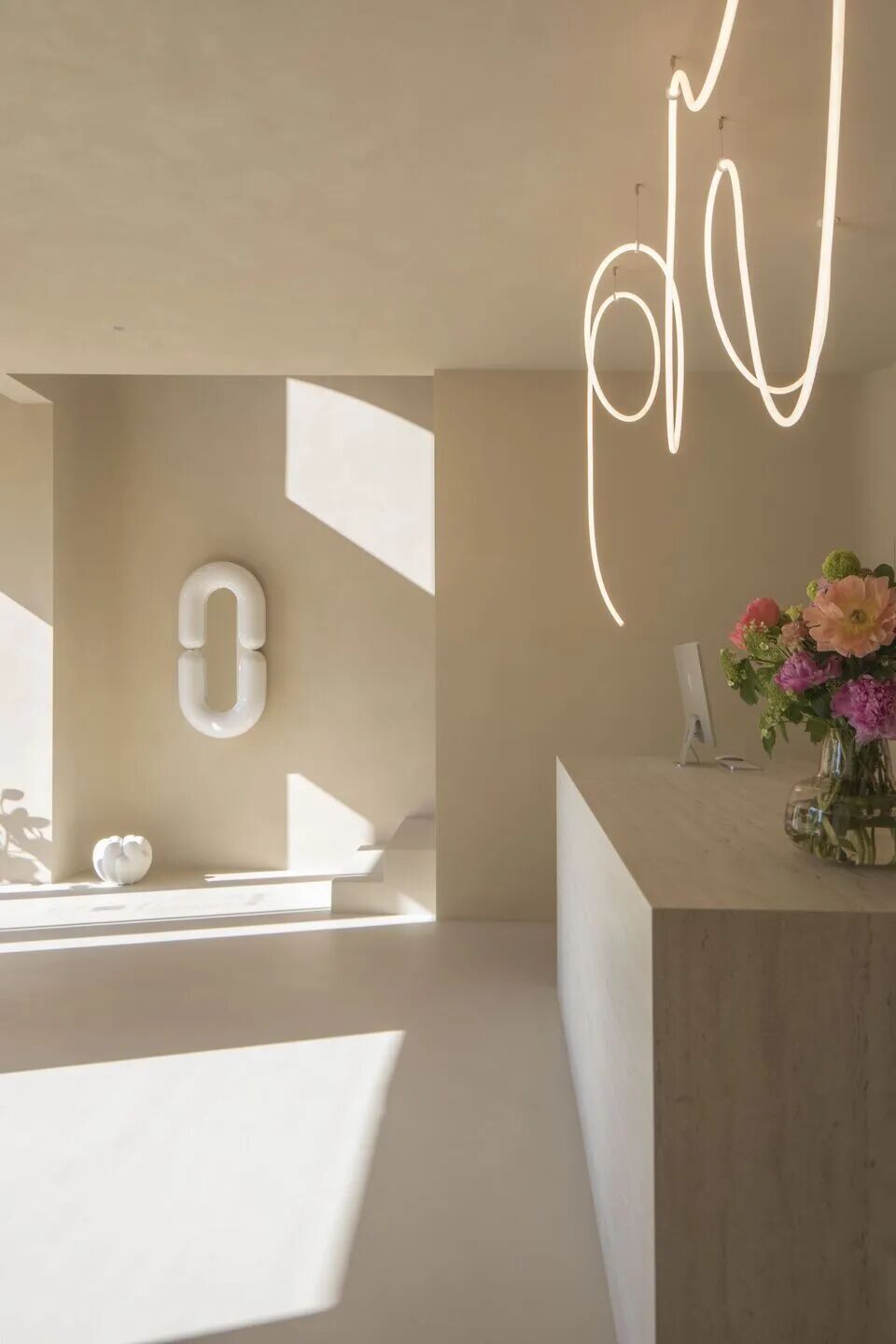 Peaches，奥地利维也纳/粉调雕塑空间的叙事诗-3