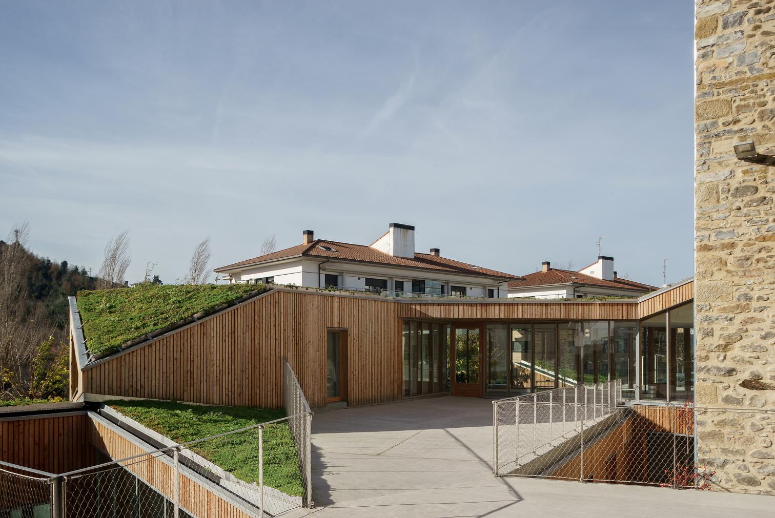 西班牙 Usúrbil 音乐学校改扩建丨Jorge Allende-17