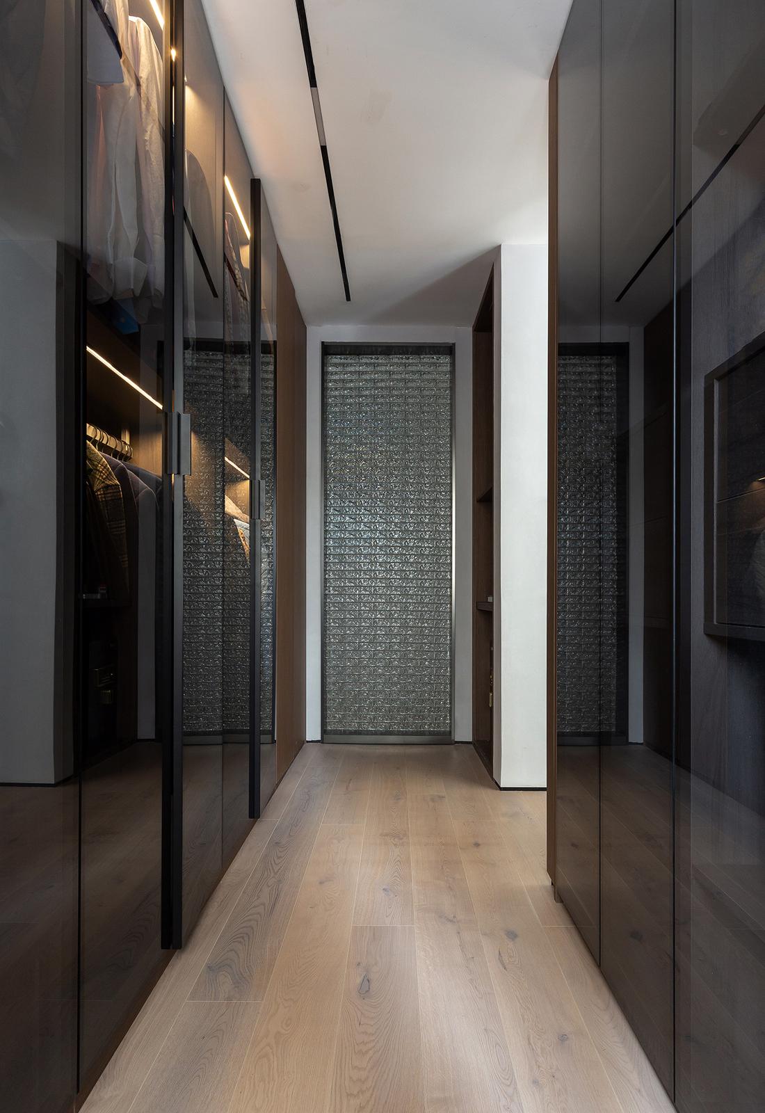 在地室内设计丨《构筑生活》丽都水岸大平层-8