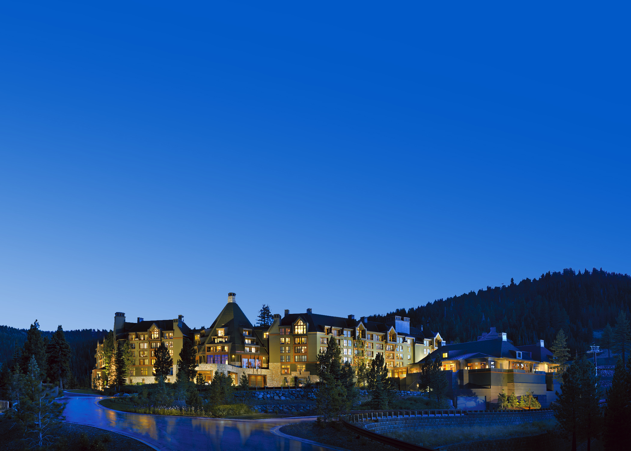 丽思卡尔顿塔霍湖酒店——四季皆宜的滑雪胜地-0