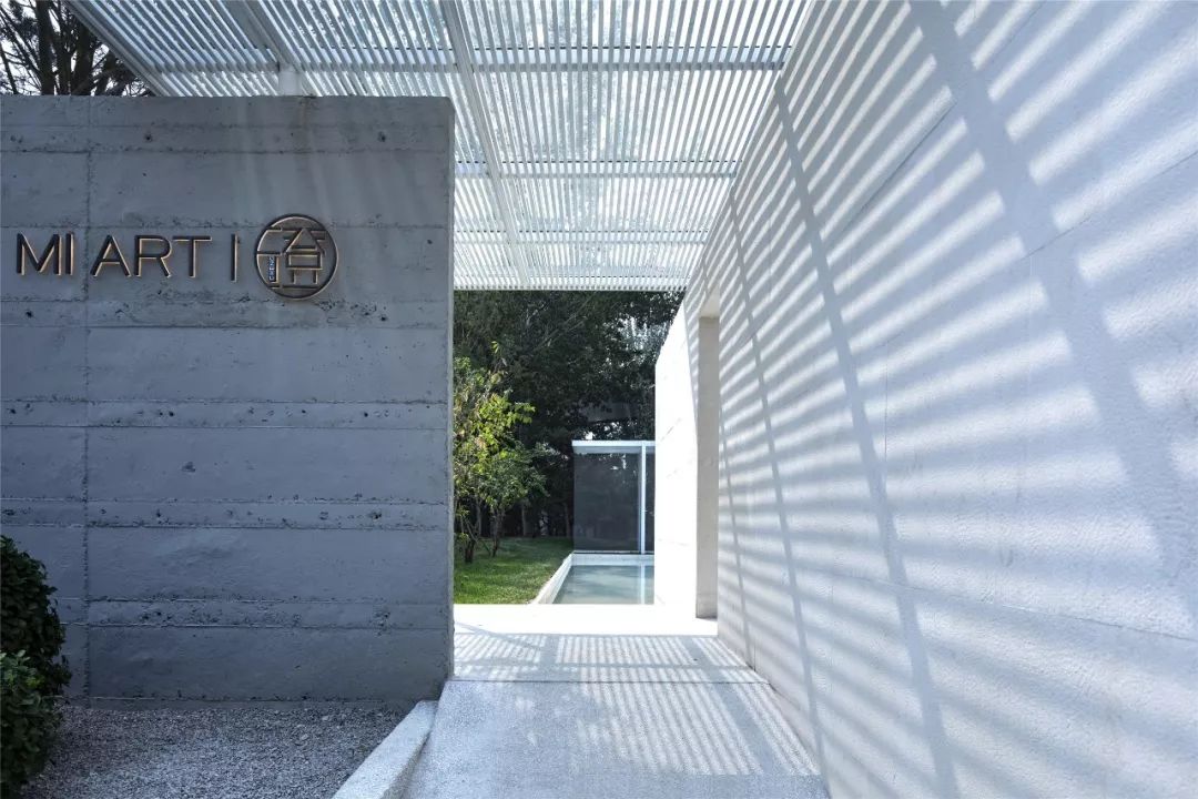 绿树红墙的婚礼艺术空间 | 北京澄·婚礼艺术空间设计-57