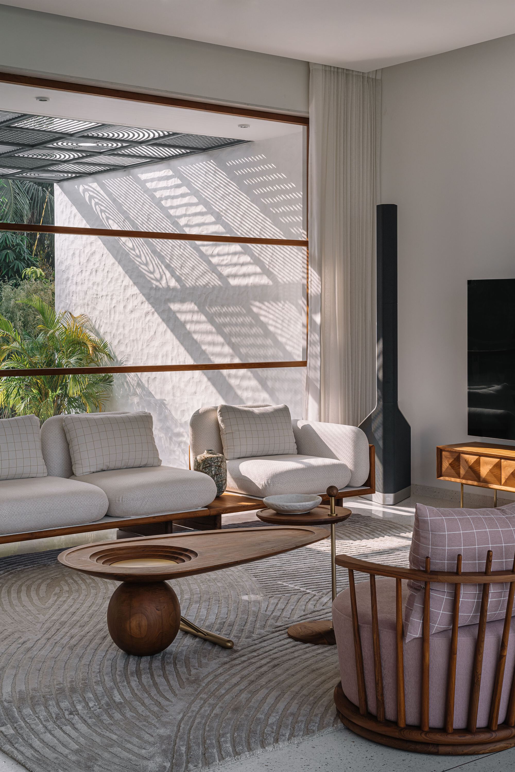 白色的住宅丨印度丨Dipen Gada and Associates-17