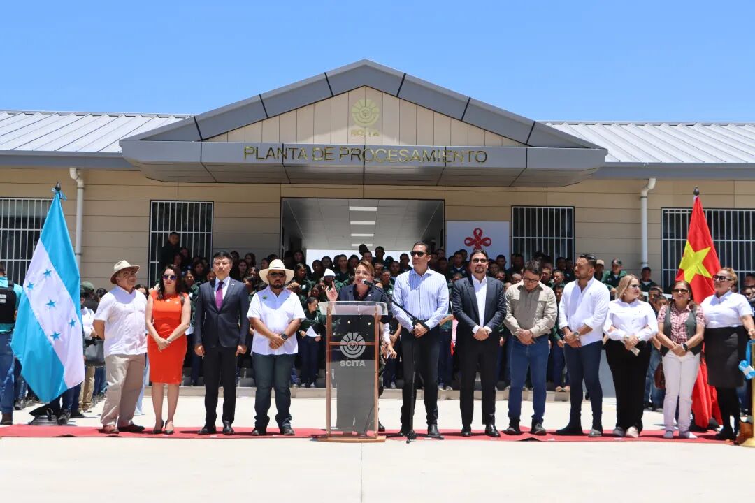 援洪都拉斯农业学校项目1号学校举行竣工仪式-2