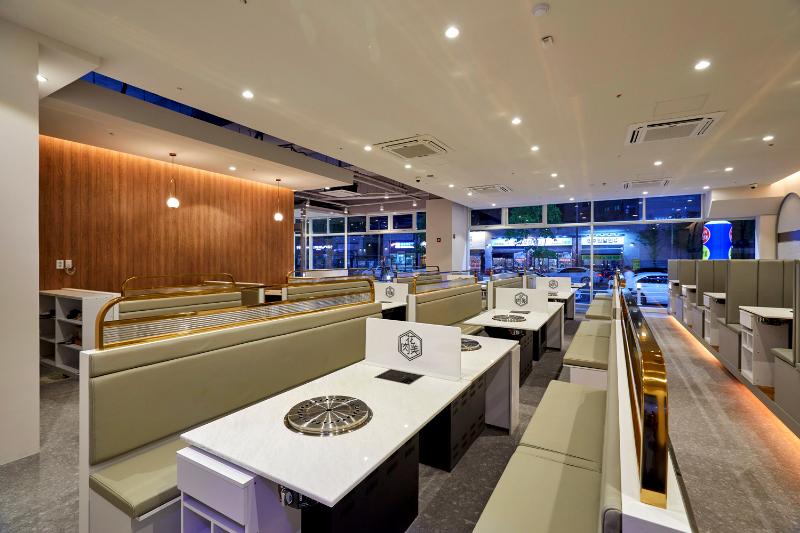 60 平简约高尚小户型设计案例-5