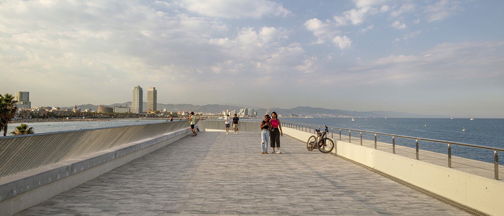 巴塞罗那滨海步道观景台丨西班牙巴塞罗那丨External Reference-30