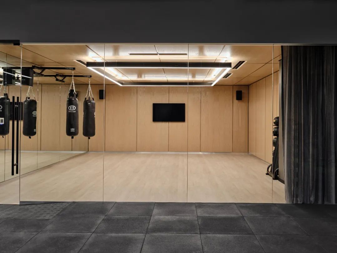 沉稳轻奢|优雅高级办公设计-46