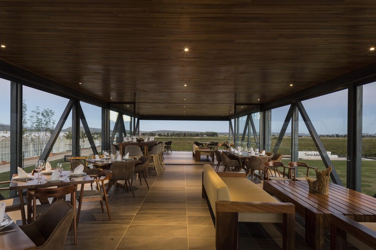 Tierra Adentro Garden and Restaurant  Fernanda Reyes-36