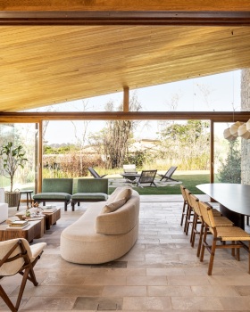 VLP住宅；VLP房屋（注：由于VLP可能是特定的缩写，在没有更多背景信息时，仅从字面翻译为住宅或房屋，若VLP有特定含义，需根据具体语境进一步确定） 丨巴西丨Pascali Semerdjian Arquitetos