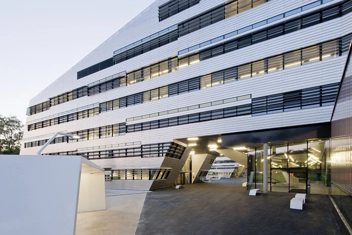 奥地利林茨科学园建筑群-25