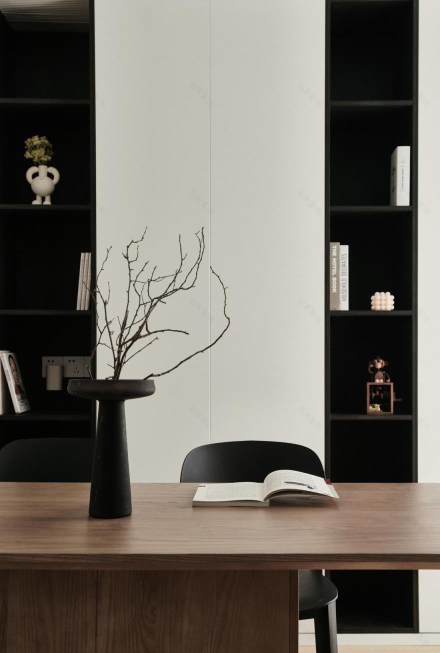 自然惬意!灰调叠墅亲子时光-23