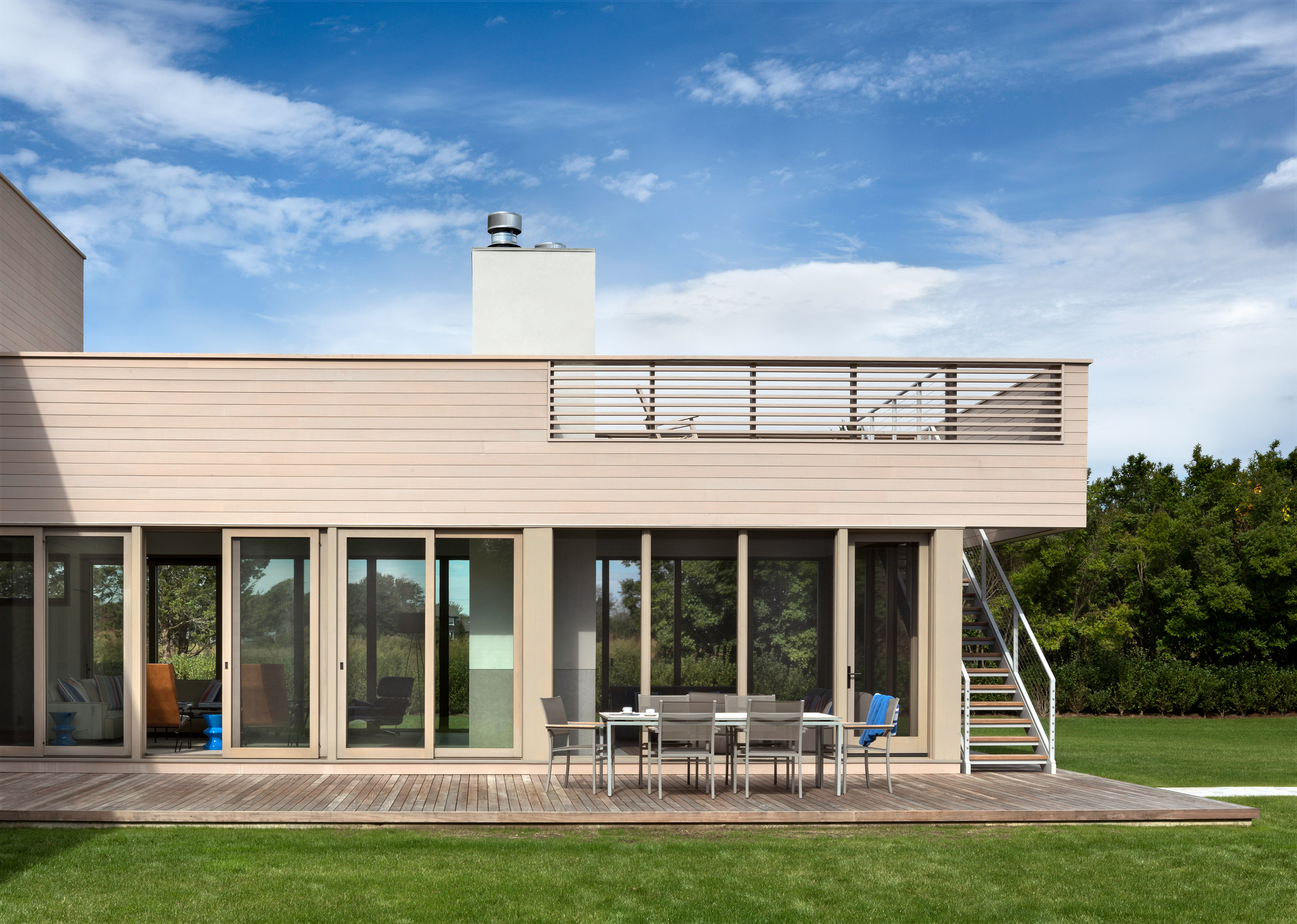 Hamptons house by Deborah Berke Partners contains two workout areas-6