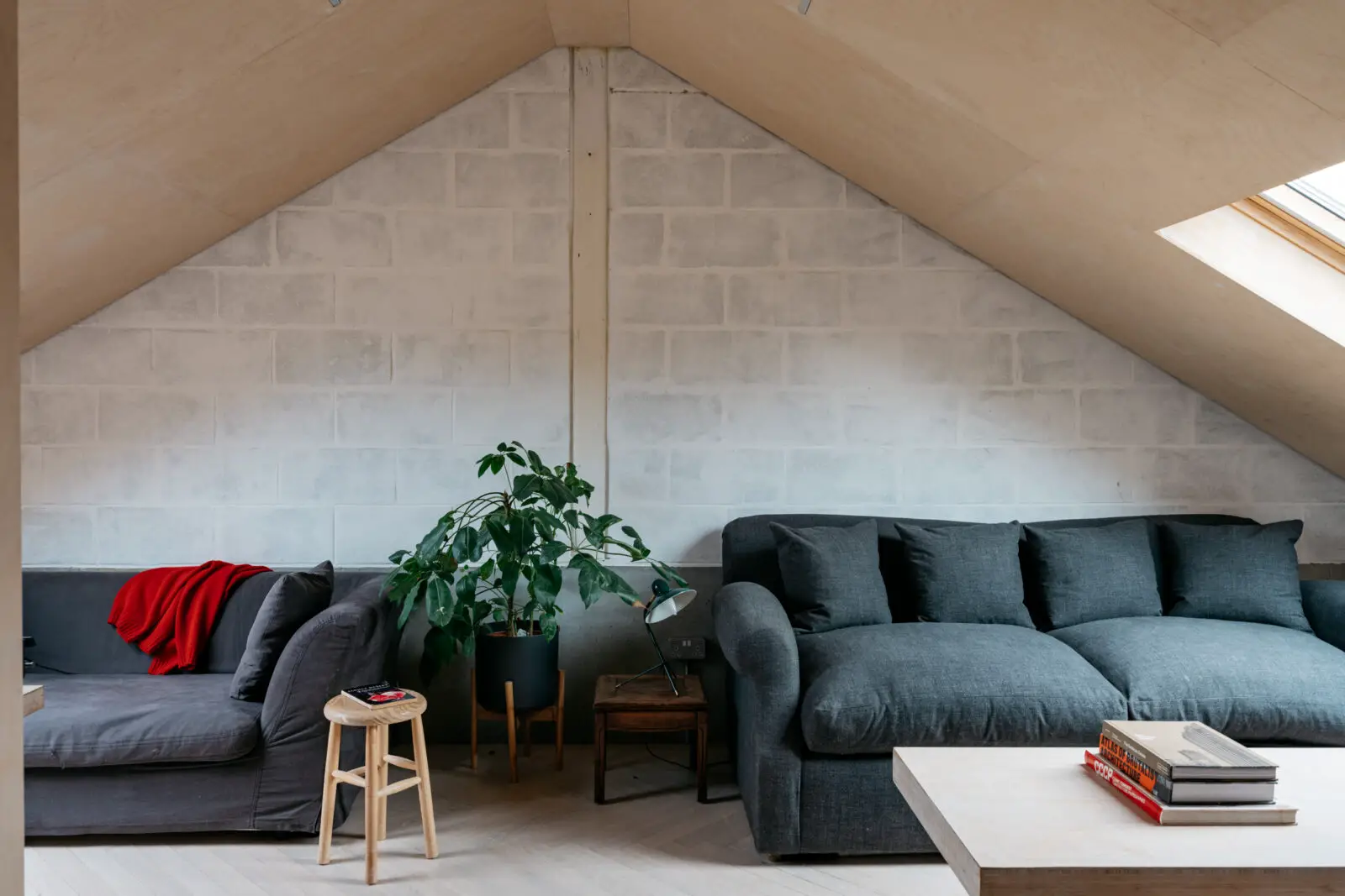 伦敦 110m2 三层城镇住宅，经典风格与现代设计完美融合-16