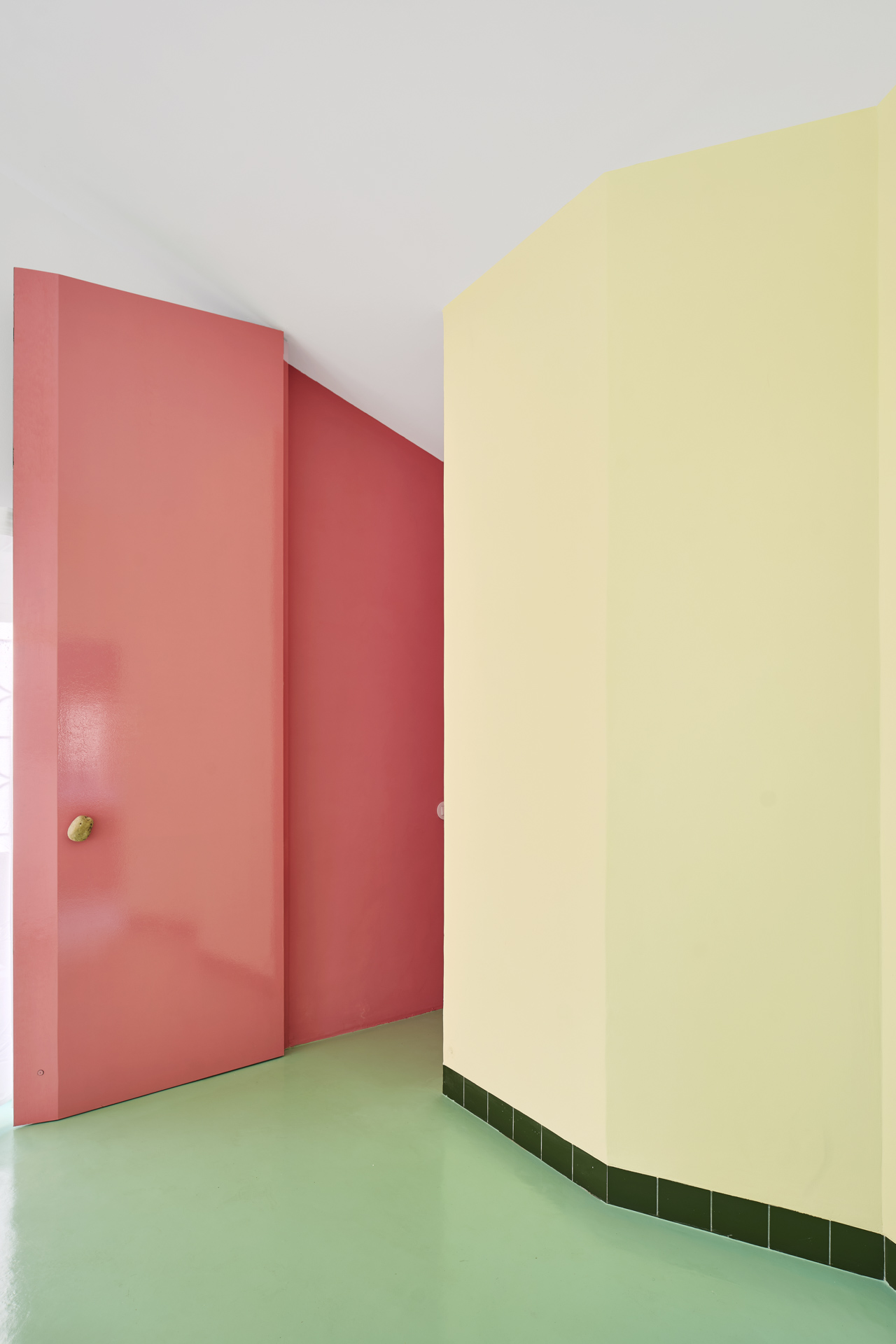 巴塞罗那旧谷仓改造成住宅项目丨西班牙巴塞罗那丨h3o Architects-9