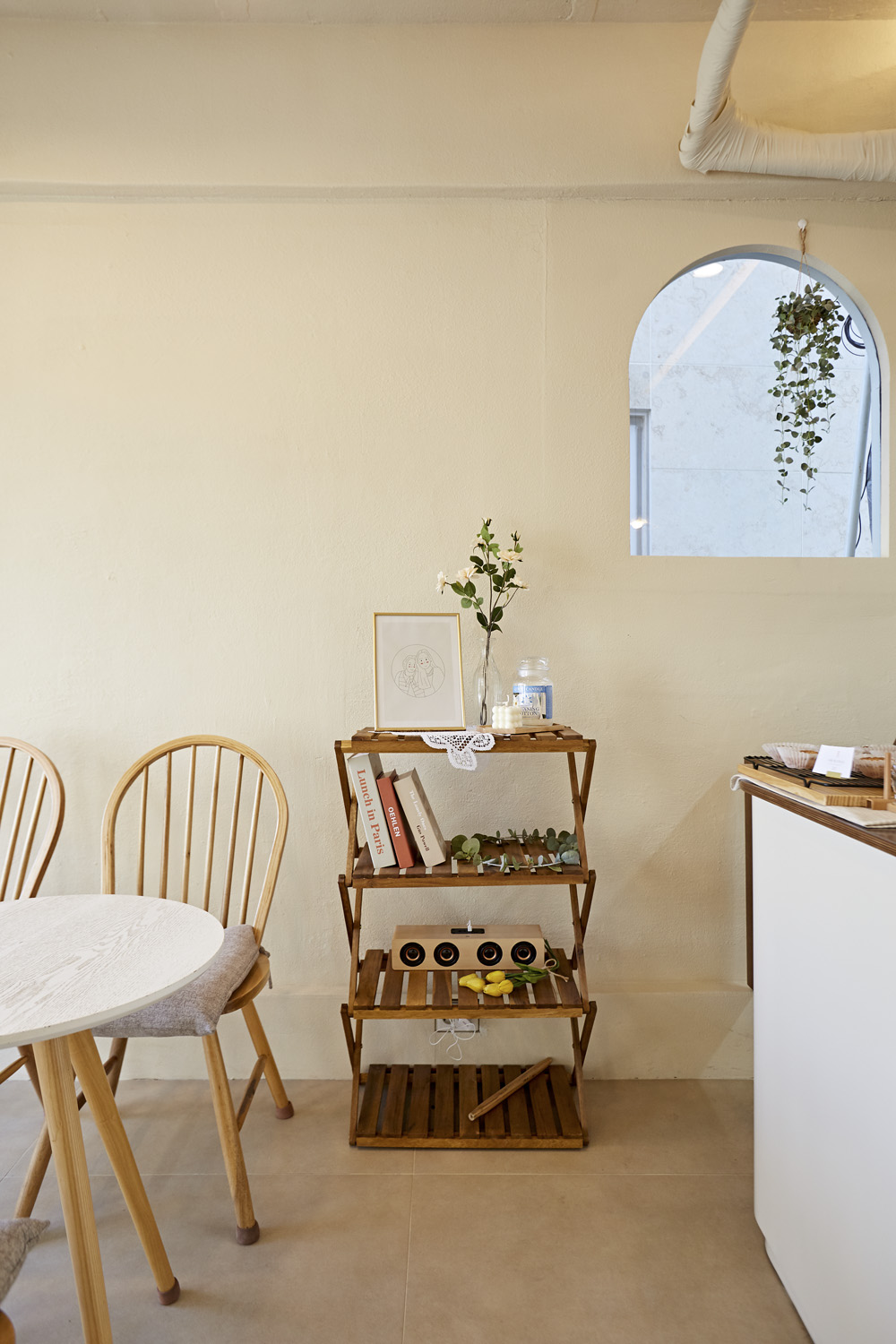 极简 8 坪咖啡厅，展现精致设计魅力-10