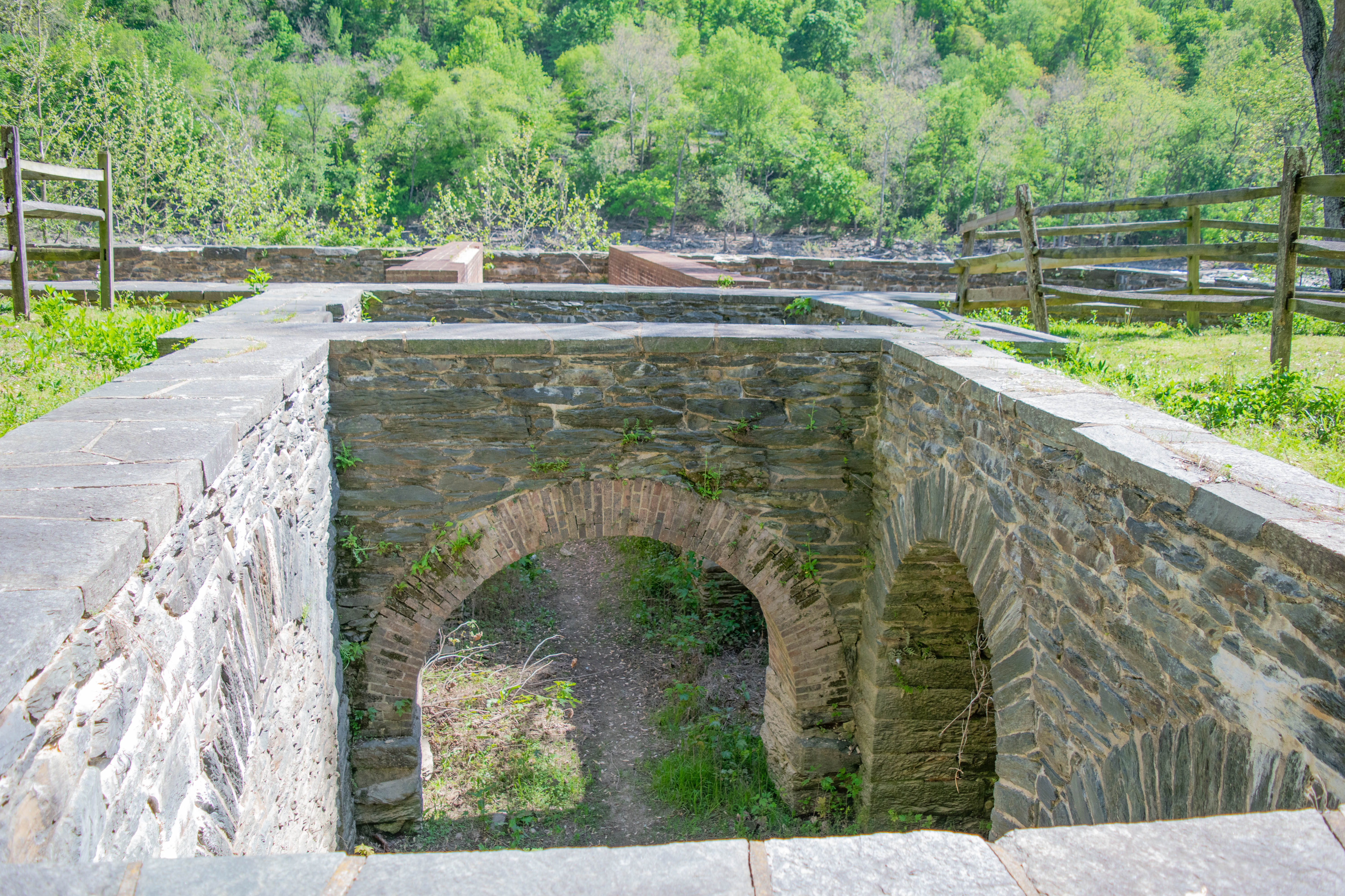 Virginius Island相关工业遗迹丨阿尔巴尼亚费里-14