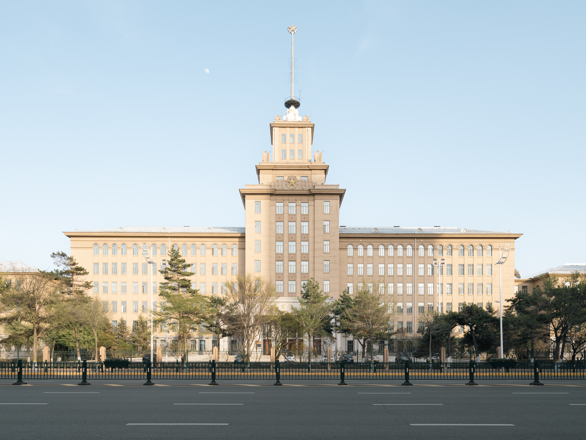 Harbin Institude of Technology 哈尔滨工业大学-0