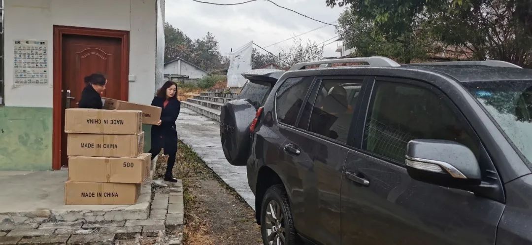 温暖计划,有你有我——IN SPACE·空格设计公司的公益活动-6