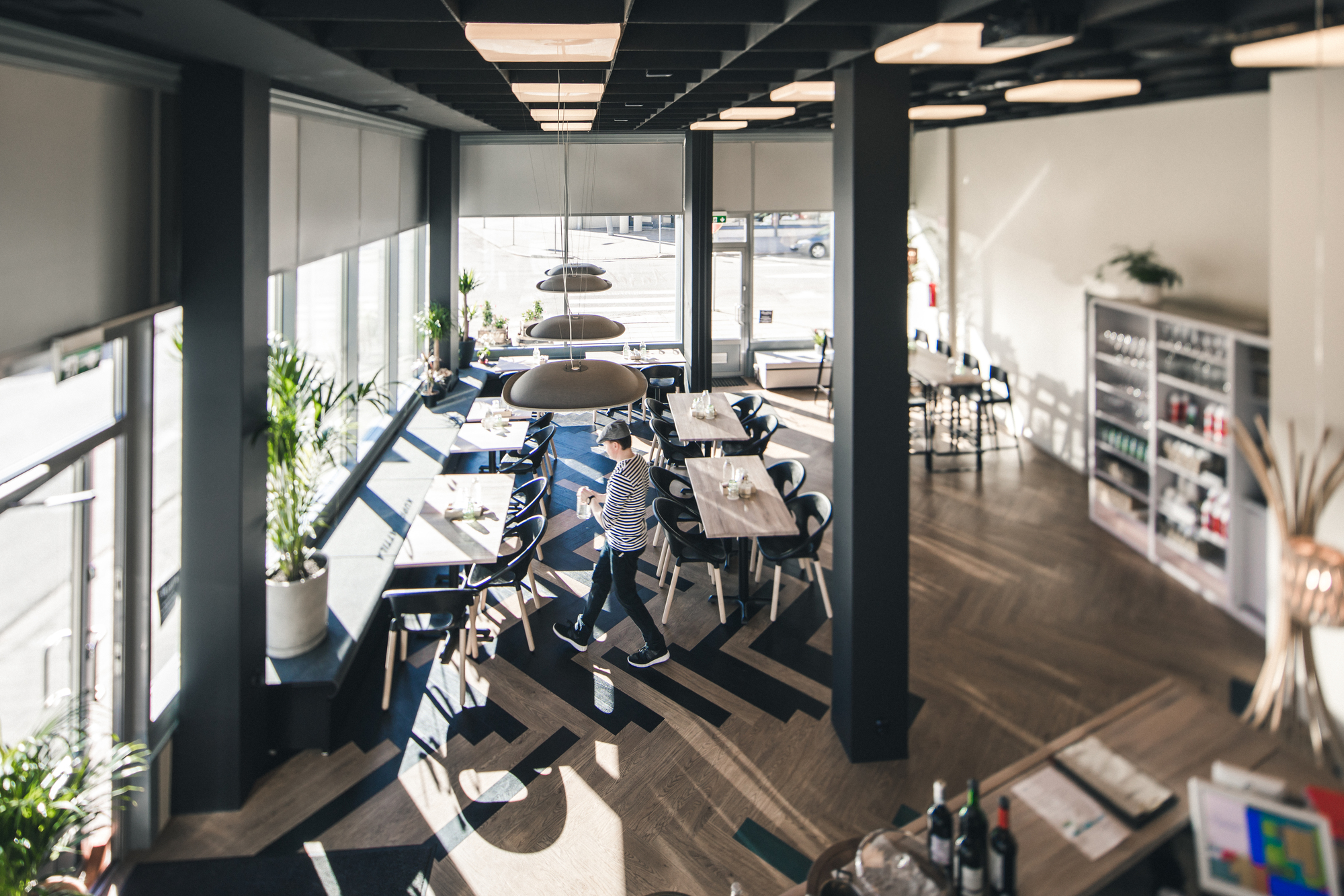 Äärellä Restaurant / Hirvilammi Architects-27