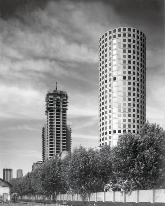 阿根廷布宜诺斯艾利斯普罗 Urban Building丨MSGSSV 建筑事务所-1