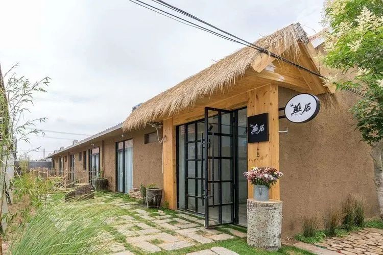 花友投稿 | 燕儿偏喜农家院，不向华堂富贵飞-2