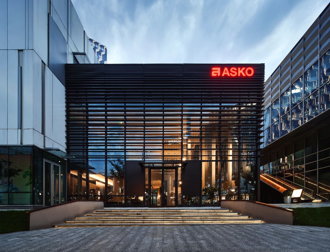 BALANCE BETWEEN LIFE AND NATURE｜抽象北欧森林中的厨电展厅-0