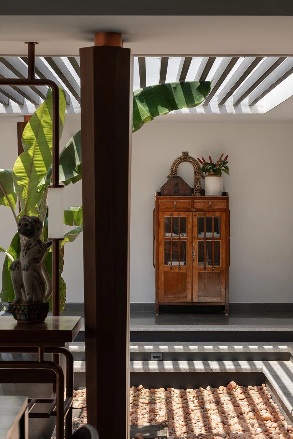 印度House of Quad现代住宅丨Thomas Parambil Architects-24