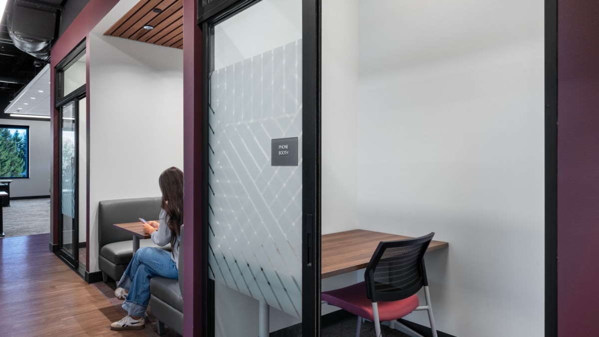 比普斯州立银行各办事处丨美国亨廷顿丨Design Collaborative-12