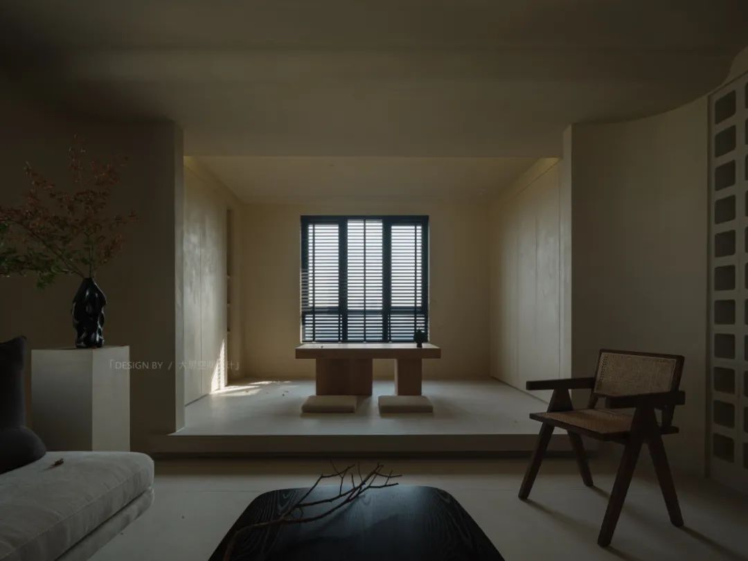 暖黄色宁静住宅丨中国武汉丨大思-28