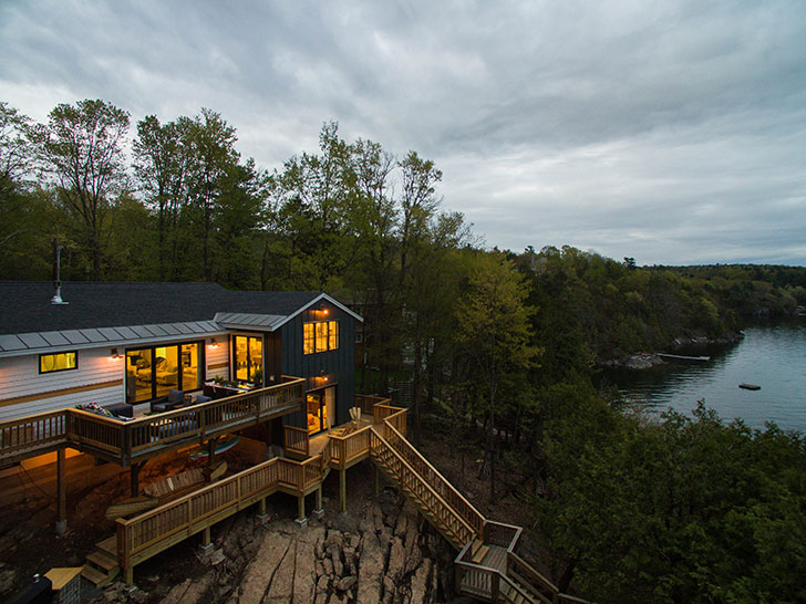 Vermont 湖畔梦幻别墅，美景与舒适的完美结合-1