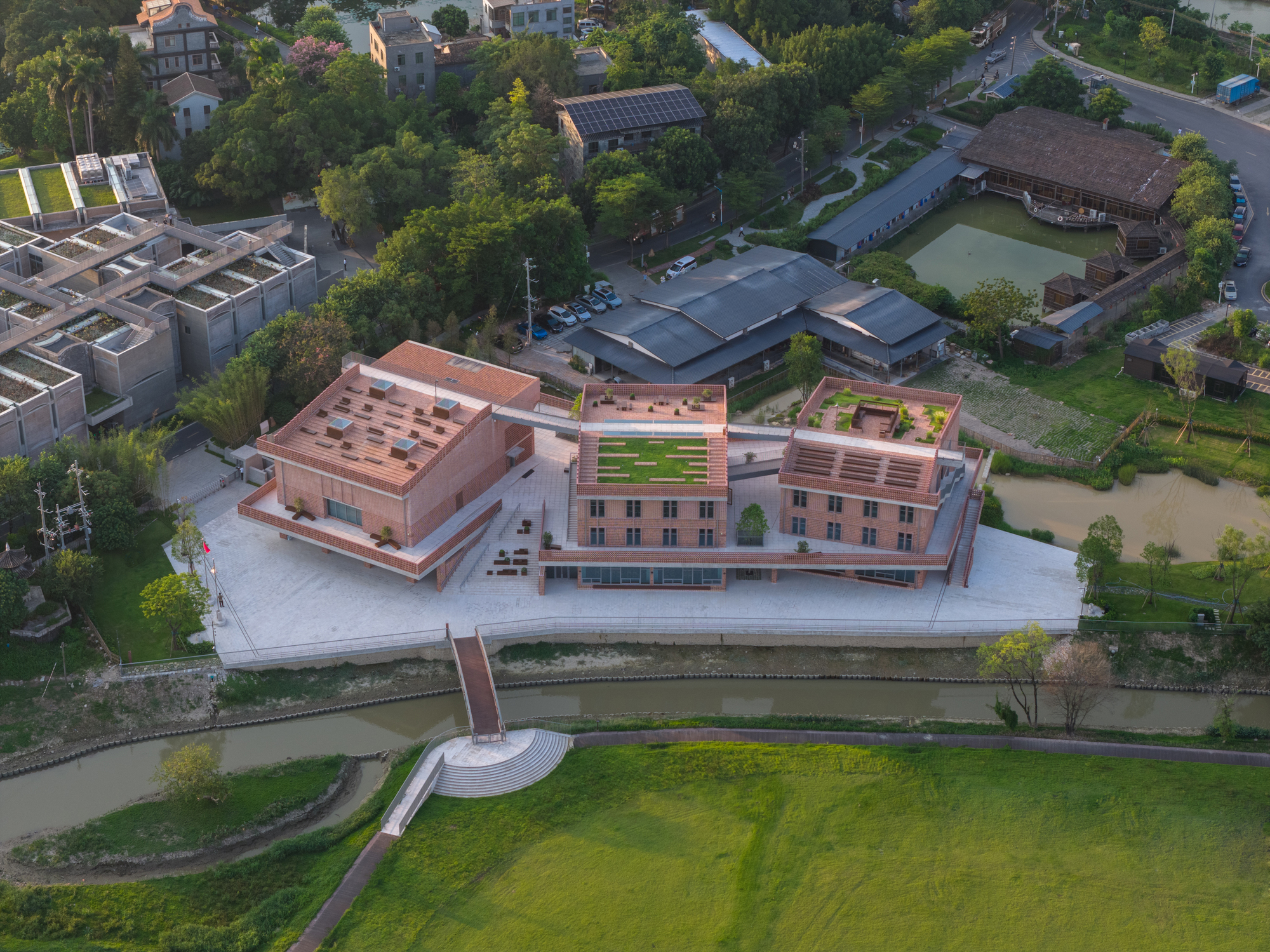 教育建筑丨中国广州丨Atelier FCJZ-13