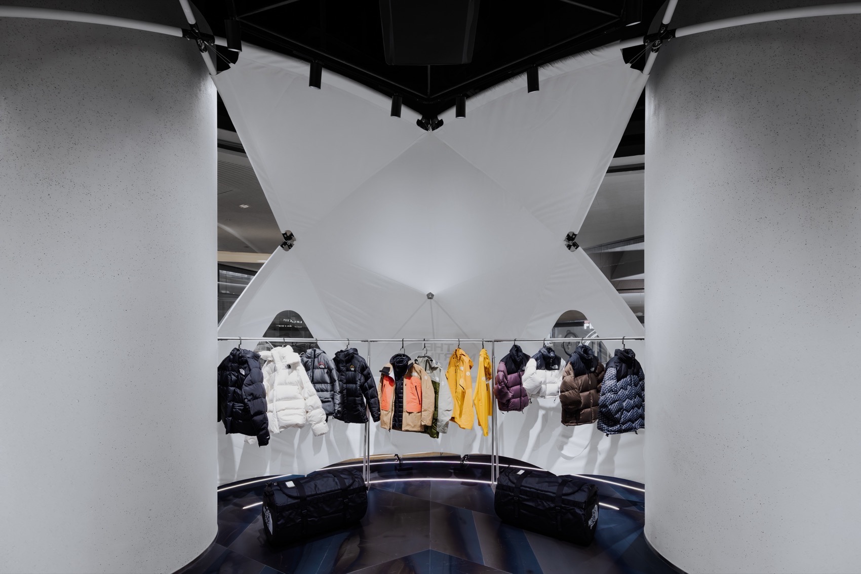 THE NORTH FACE -URBAN EXPLORATION (亚太地区店铺设计) 丨中国广州 丨小大建築設計事務所-35