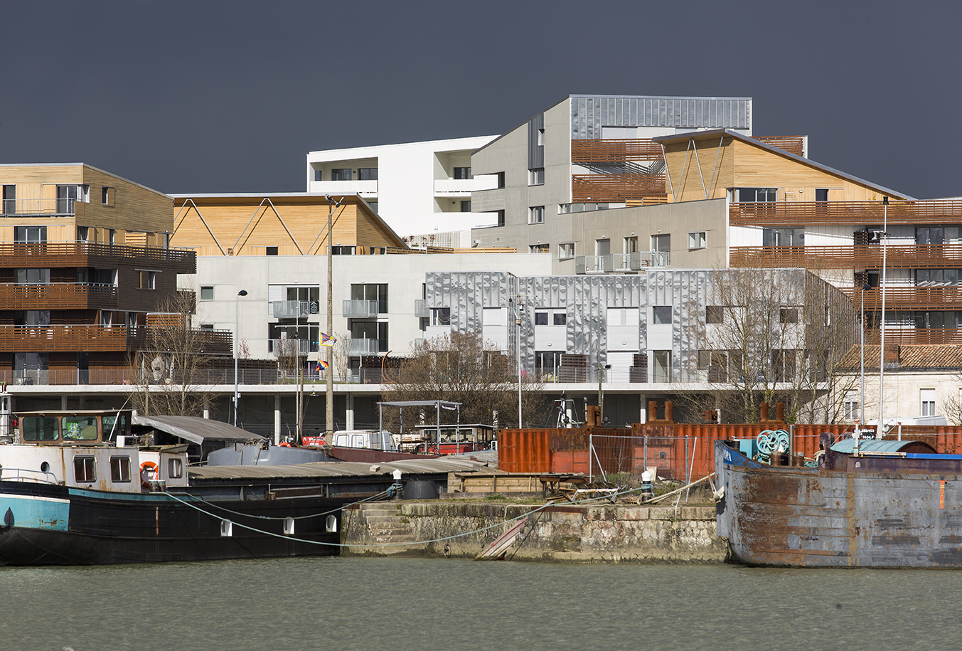 urban planning and housing in bassins a flot-21