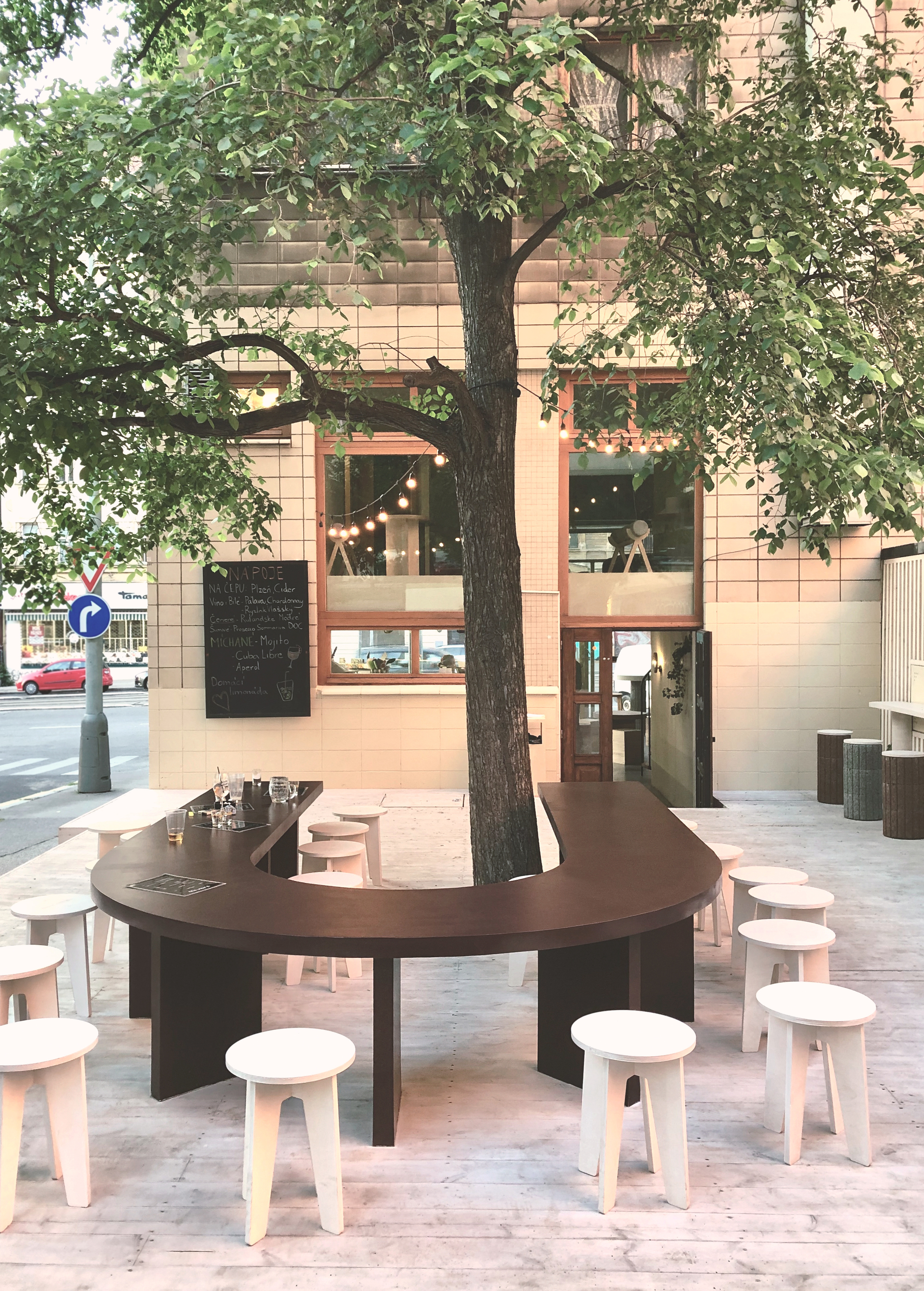 金蛋咖啡馆丨捷克丨mh architects-27