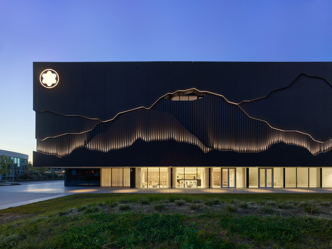 德国汉堡 Montblanc Haus 展览中心丨Nieto Sobejano Arquitectos-16