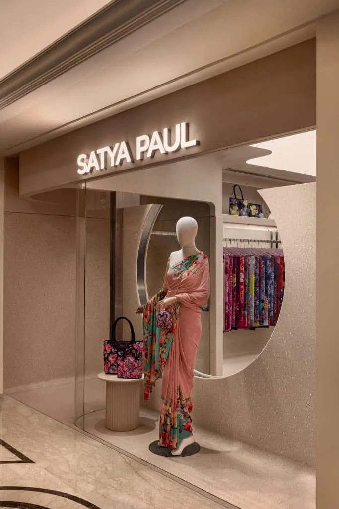 Satya Paul 新德里店铺设计丨印度新德里丨Studio Lotus-5