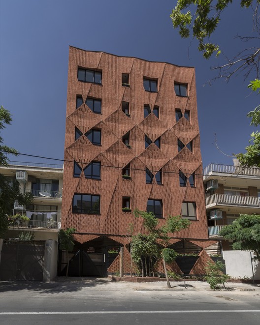 德黑兰中产阶级公寓“影”大厦-2