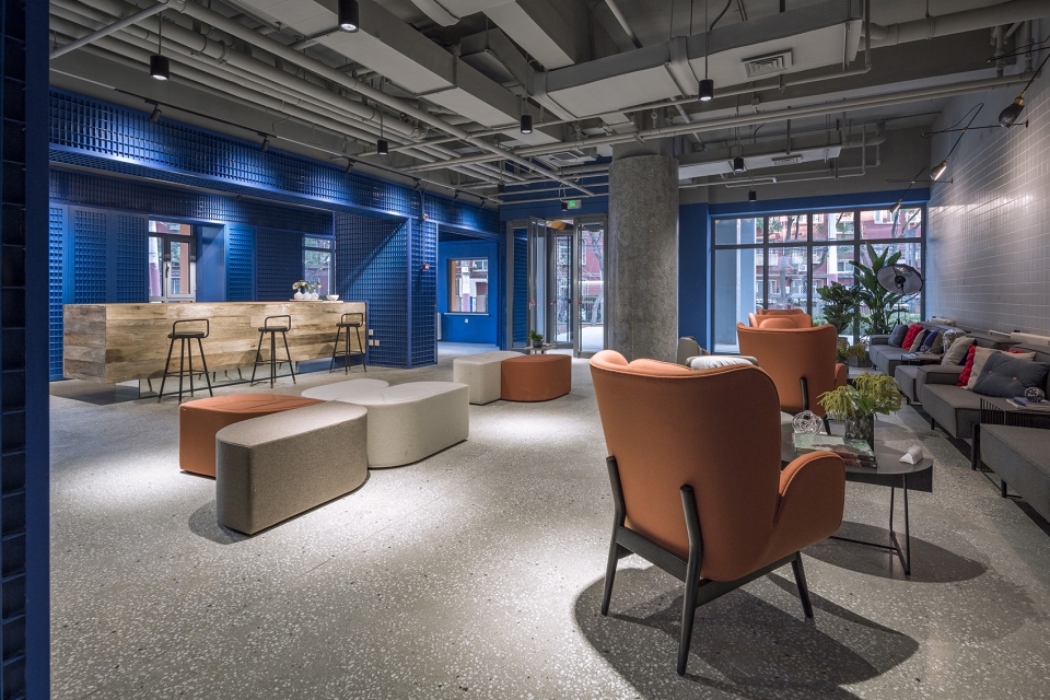 西直门泊寓 · 旧建筑更新,年轻租户的新家-39