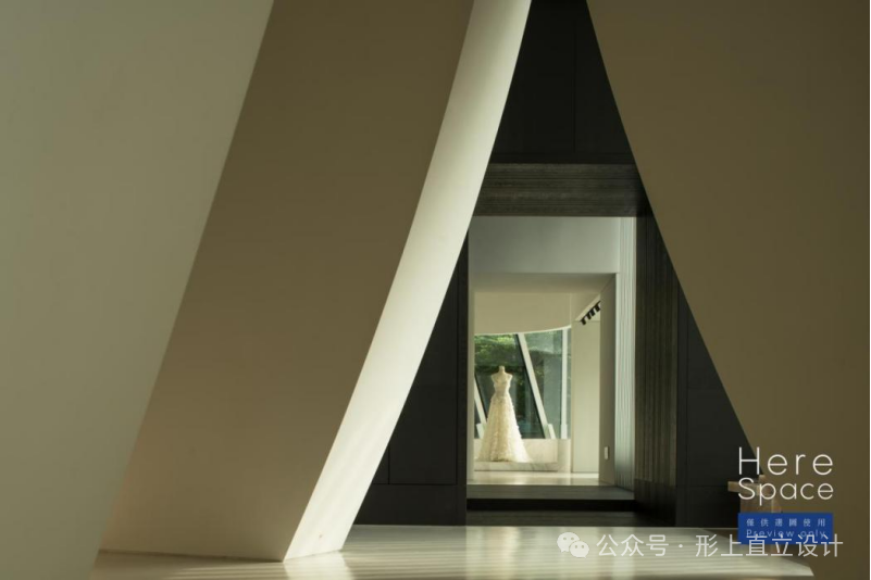 形上直立设计 |  森林礼堂-48