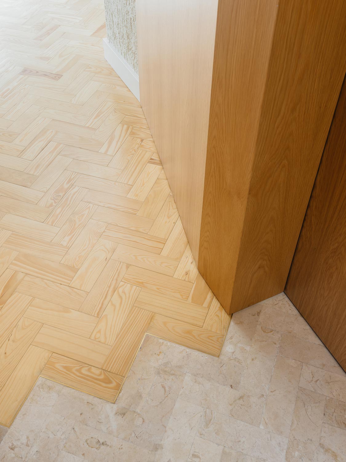 Apartment on the top floor of a 1970s building Located on Luciano Cordeiro in Lisbon   Page 2 of 2   CAANdesign  Architecture and home design blog-2