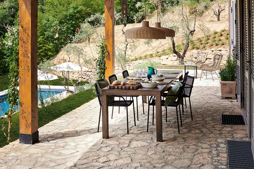 色彩斑斓的古老石制别墅 | 传统与现代的完美融合-24