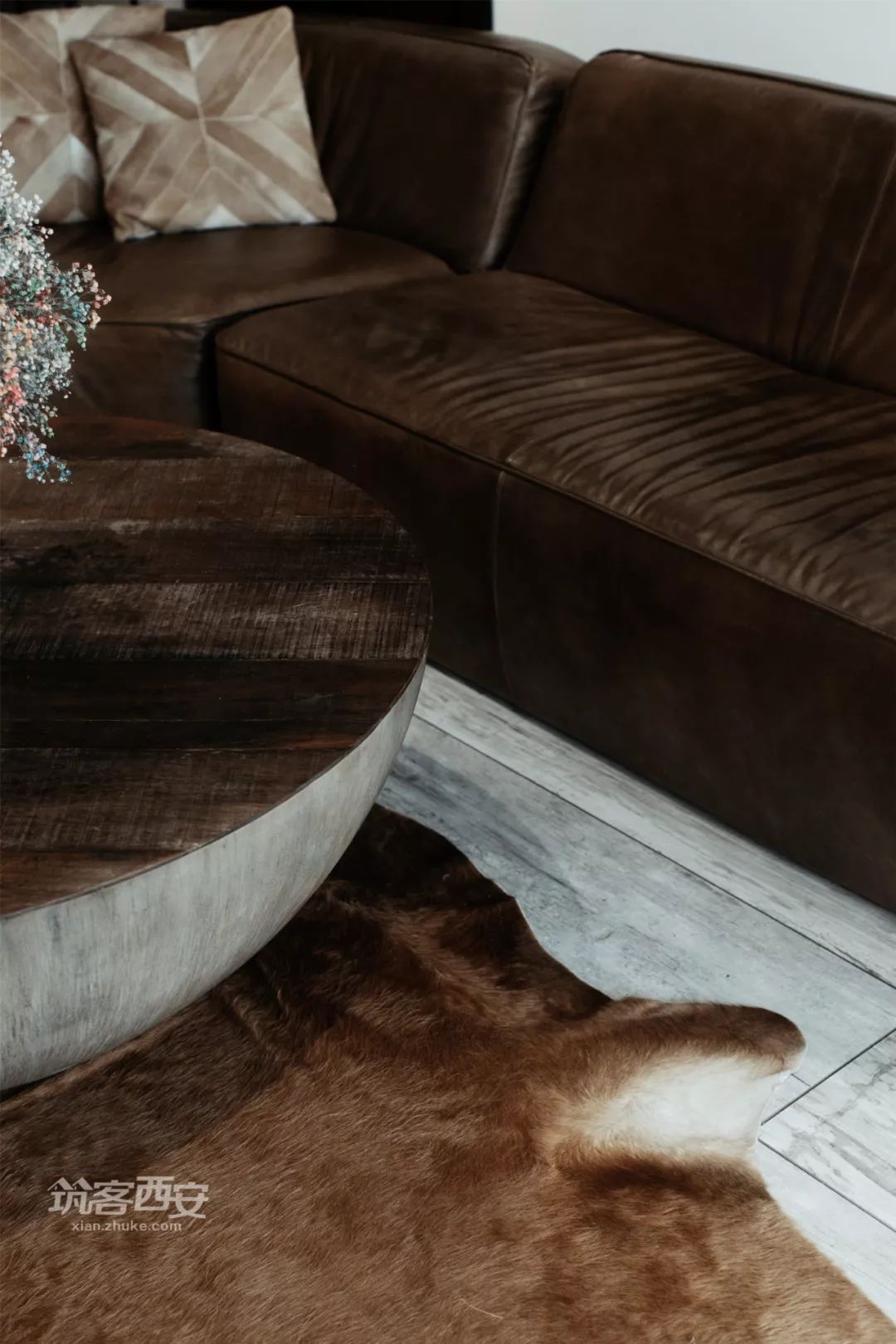 灰色++ 粉色,魏一琳设计师打造绅士空间-37