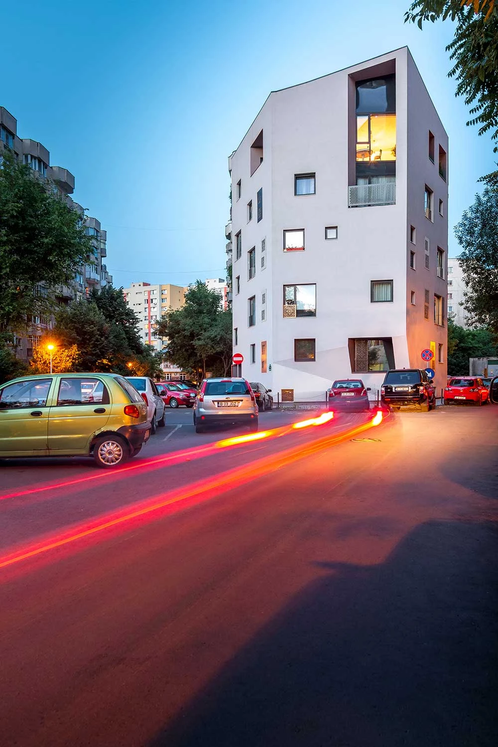 融合传统元素的现代城市别墅-16