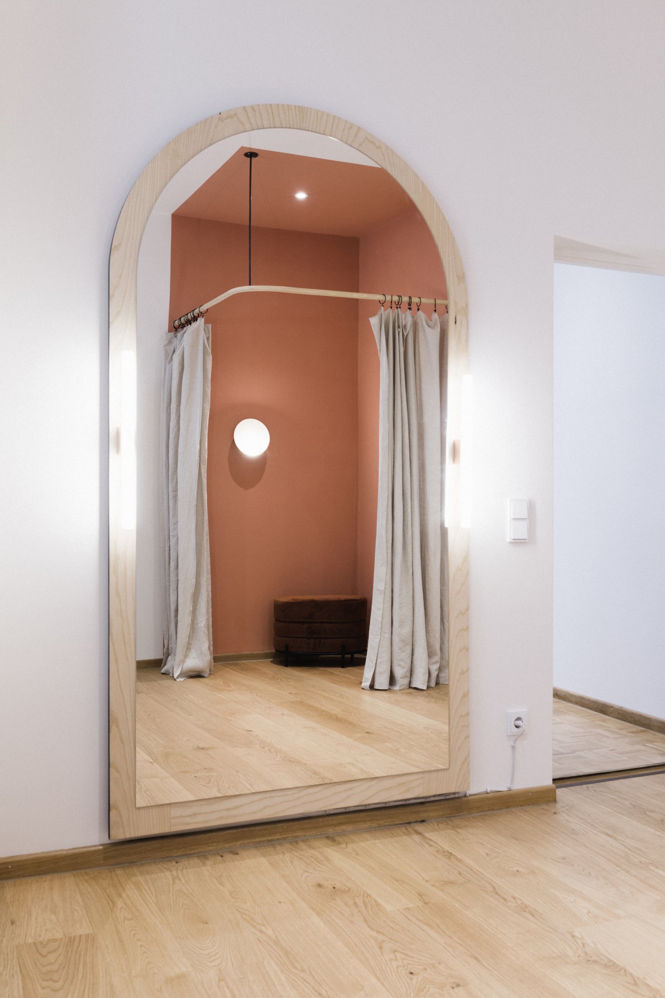 可持续时尚婚纱展示空间丨德国纽伦堡丨德国 Markmus Design-25