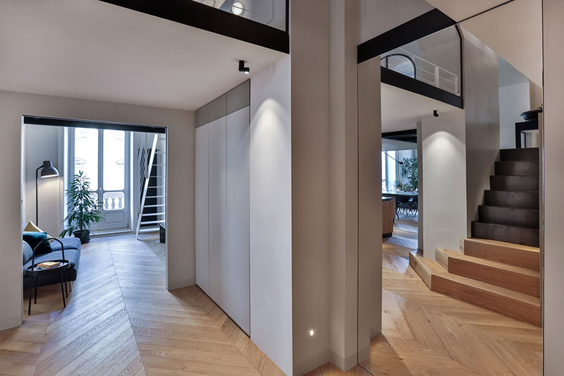 融合古典与现代的意大利公寓设计-19