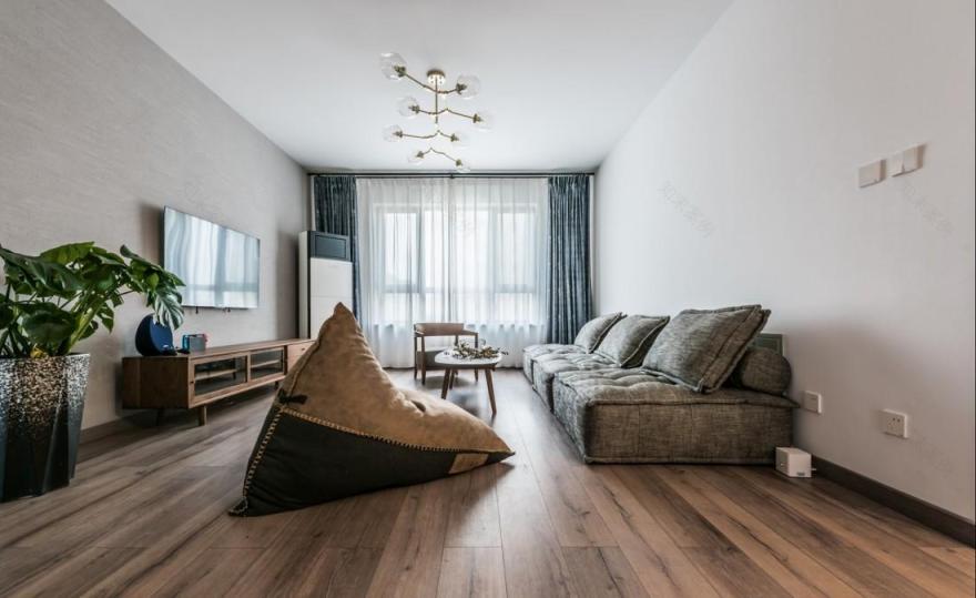 融禾设计丨北欧风格平层单身女性公寓,自然舒适,功能齐全-5