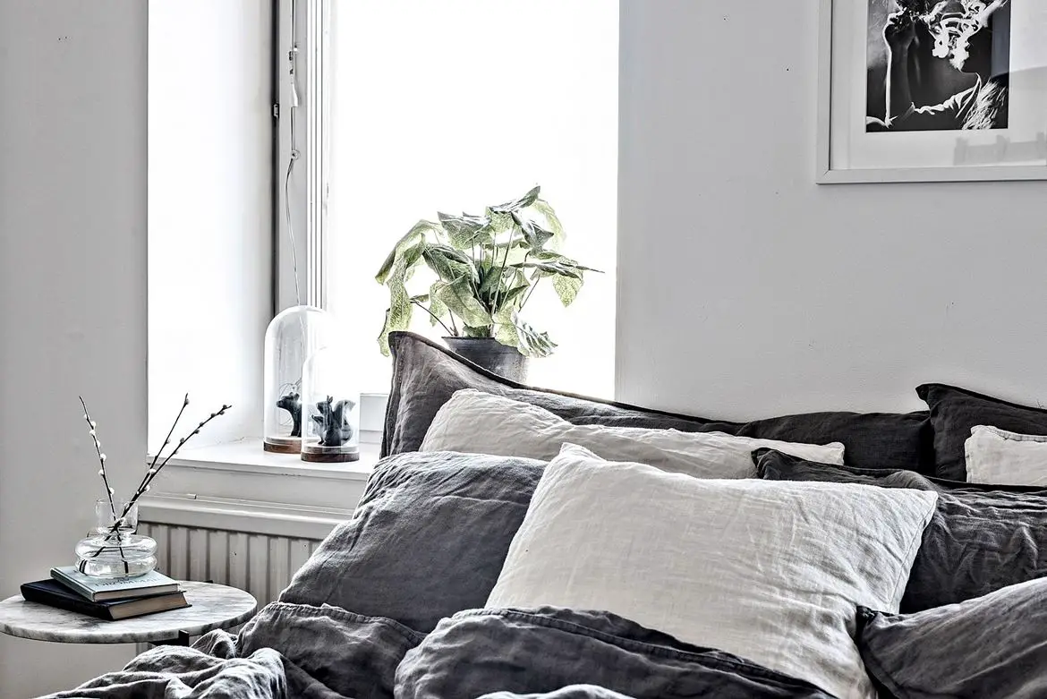 家庭复式公寓中的卧室设计亮点-12