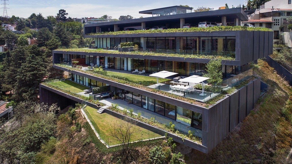 墨西哥城折叠空间豪宅，融入自然的线性设计-11