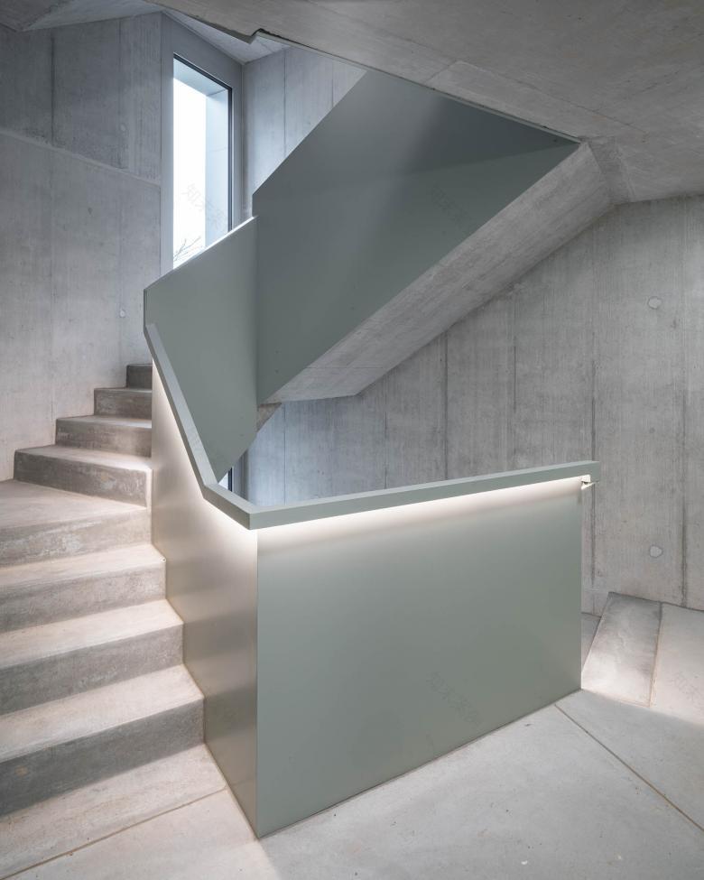 贝尔特步行街的房子丨瑞士-30