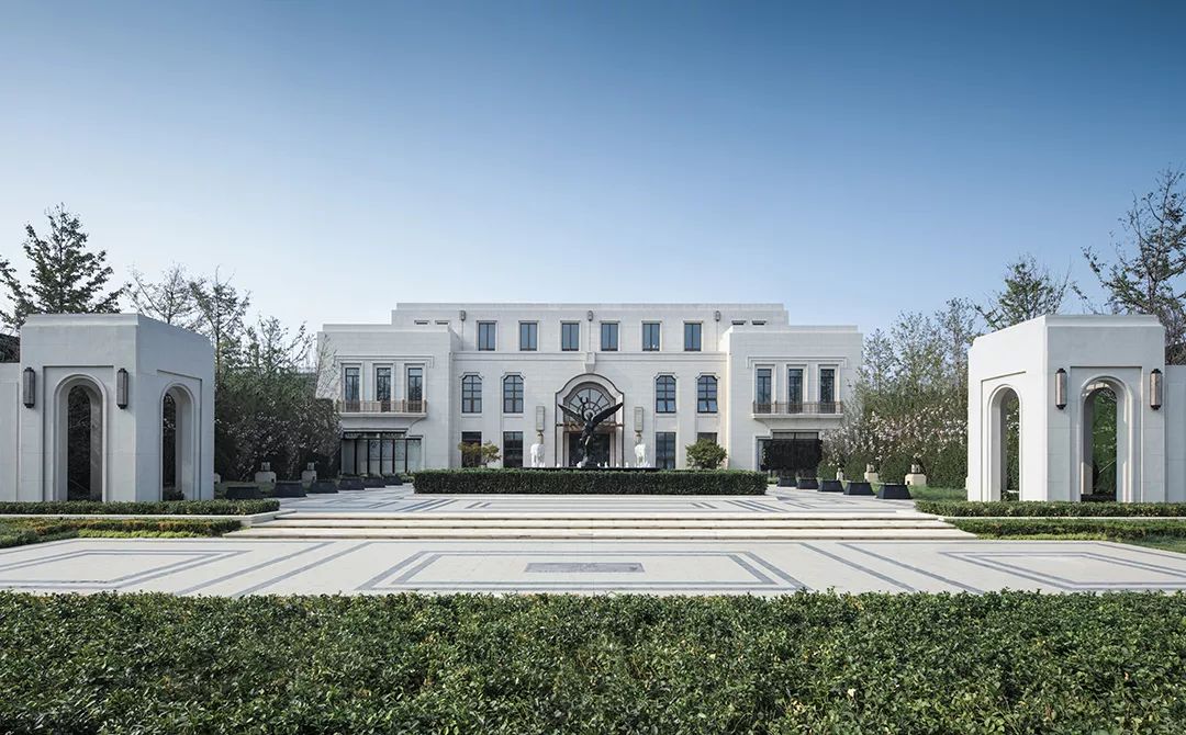 新城·悦隽公馆 | 大都会风格建筑的仪式感与花园时光-57